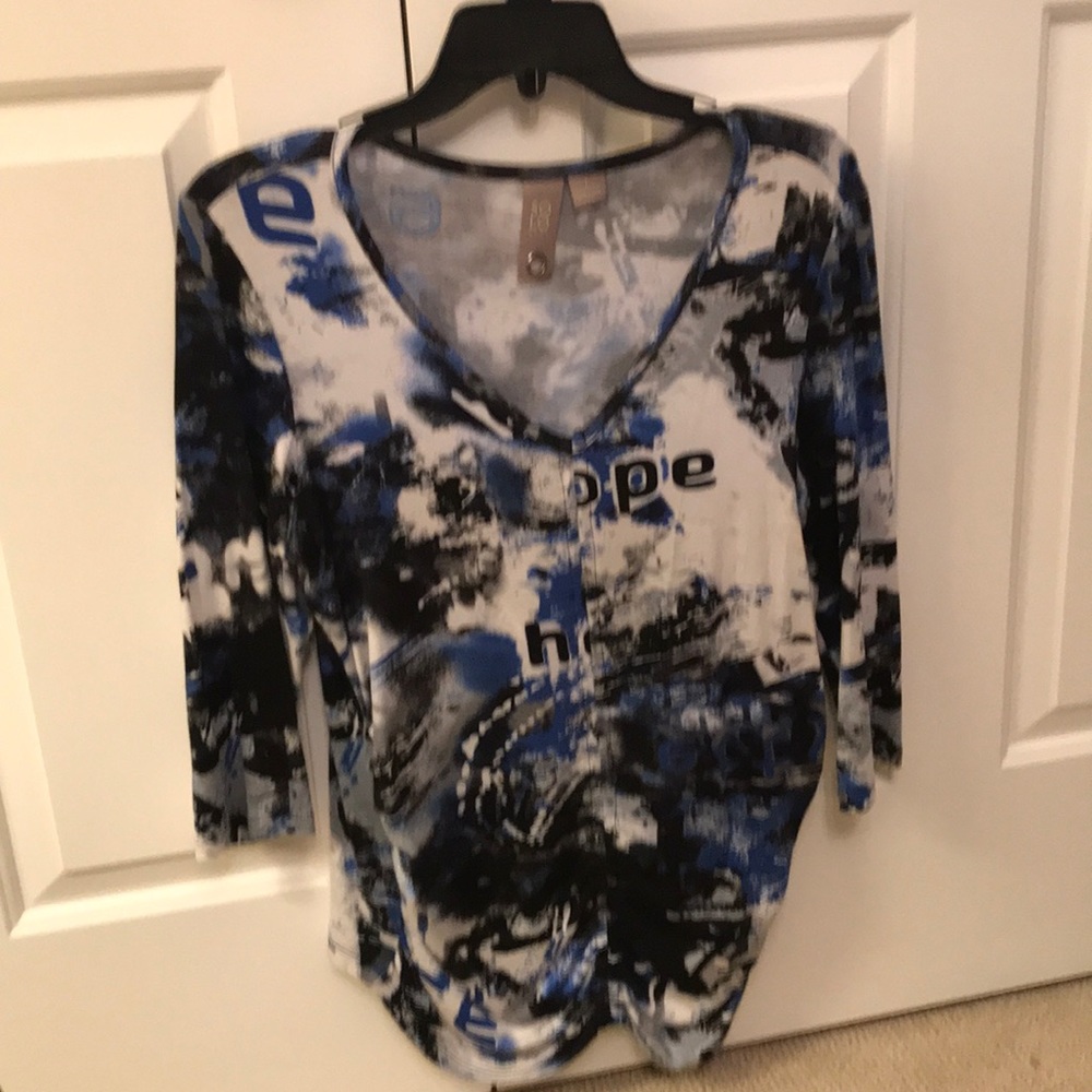 NWOT SOLO Top Size L